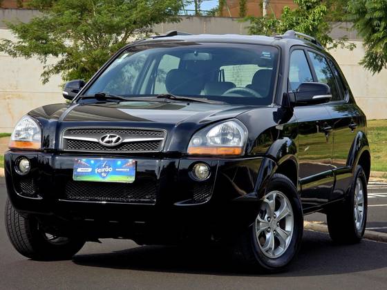 HYUNDAI TUCSON 2.0 MPFI GLS 16V 143CV 2WD FLEX 4P AUTOMÁTICO HYUNDAI TUCSON 2.0 MPFI GLS 16V 143CV 2WD FLEX 4P AUTOMÁTICO